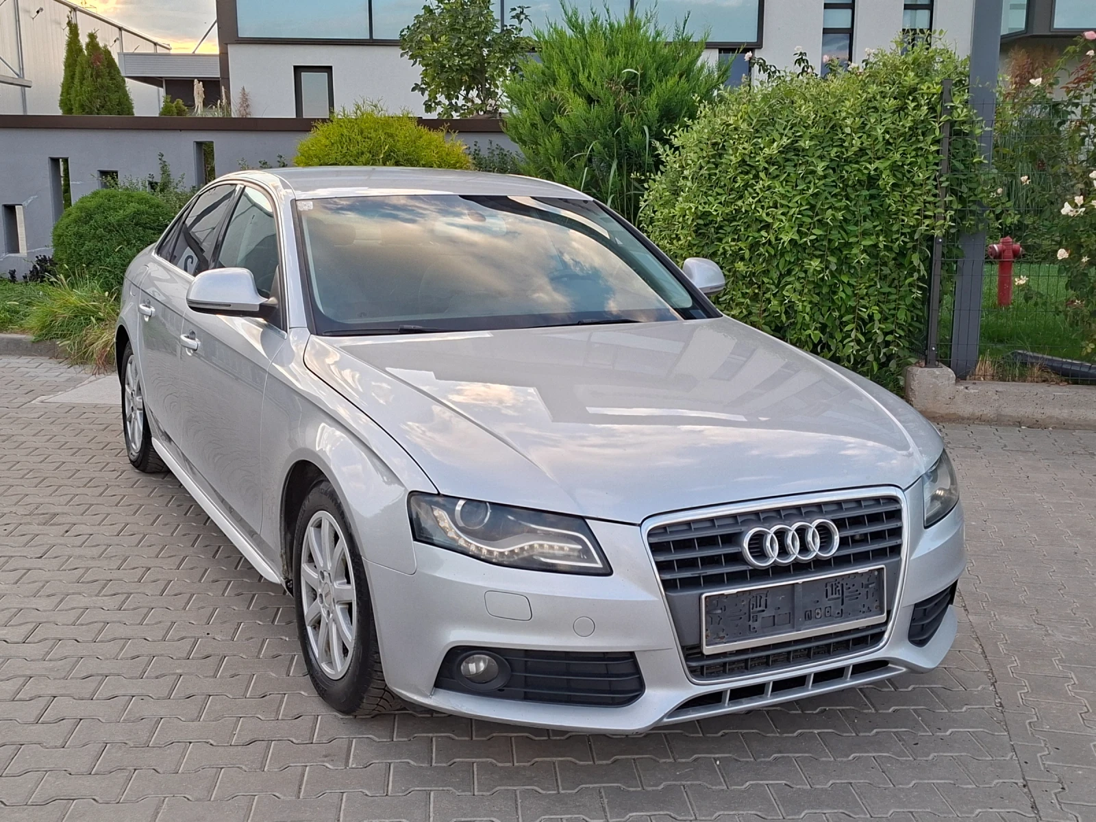 Audi A4 2.0TDI* (140кс)* LED* HOB BHOC* * , снимка 9 - Автомобили и джипове - 56060128