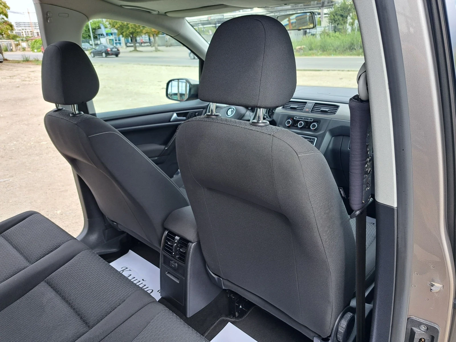 VW Caddy 2.0 D 7места, снимка 16 - Автомобили и джипове - 56264316