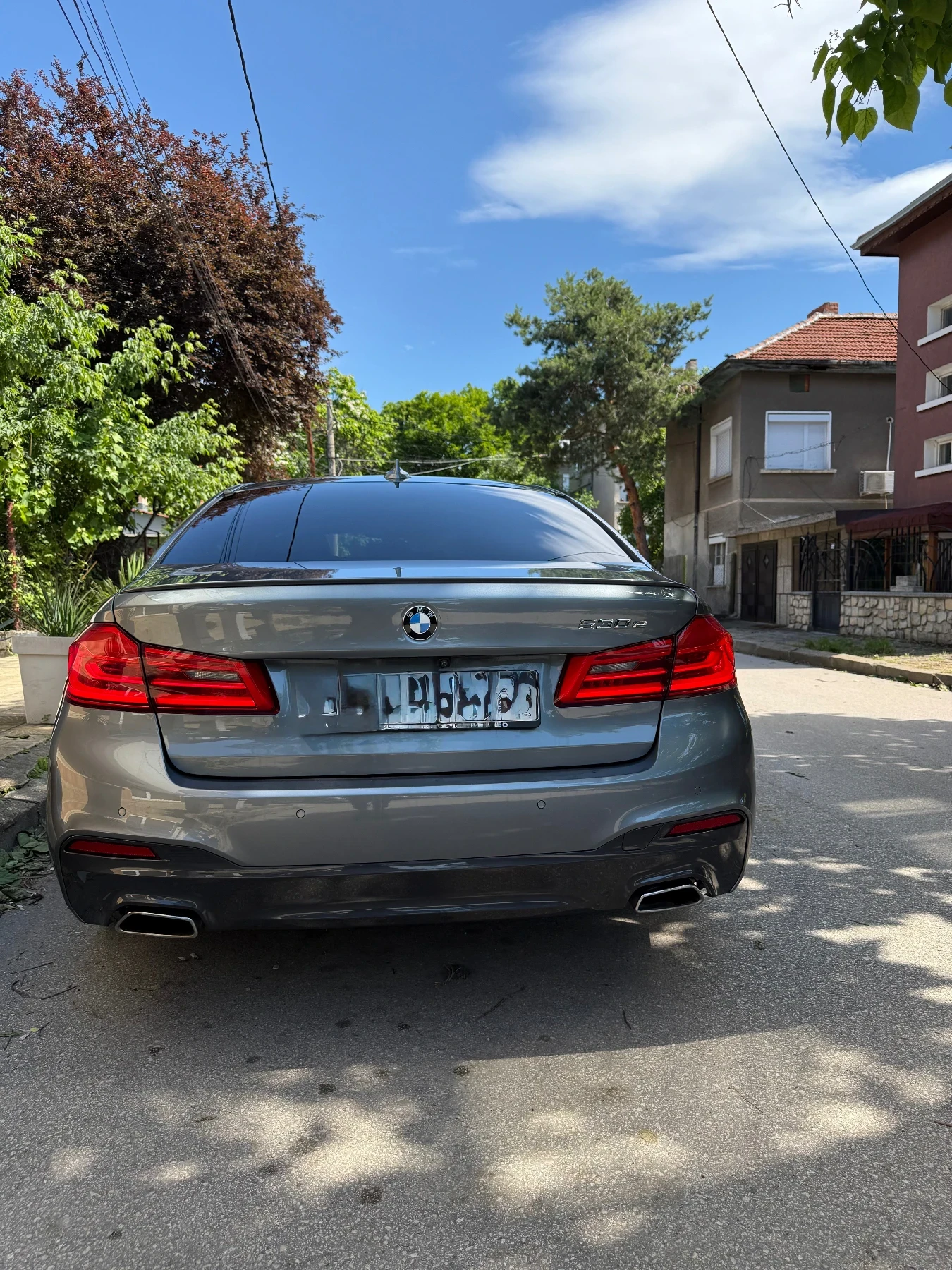 BMW 530E, снимка 2 - Автомобили и джипове - 56388607