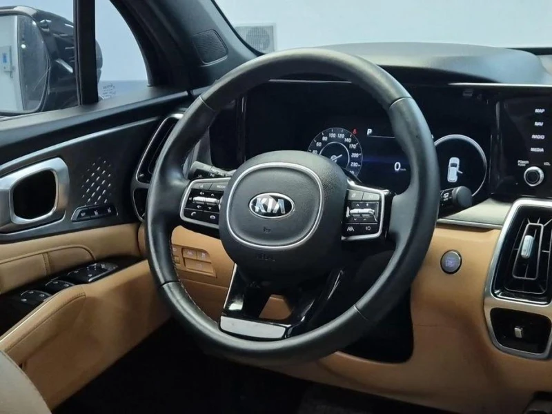 Kia Sorento Diesel 2.2 2WD Noblesse, снимка 8 - Автомобили и джипове - 52107964