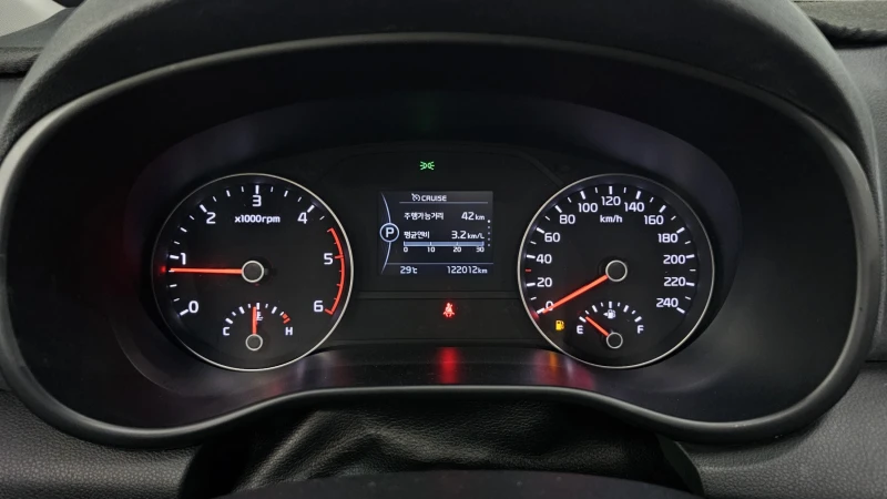 Kia Sportage 2.0 2WD NOBLESSE PLUS autogeorge.com, снимка 8 - Автомобили и джипове - 52389360