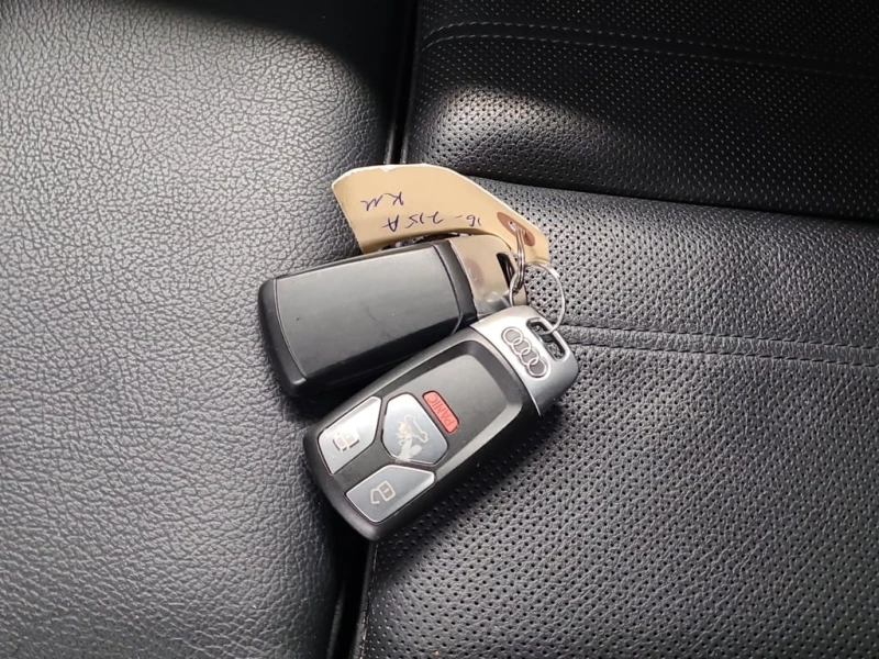 Audi Q5 * TECHNIK * CARFAX * БЕЗ ПЪРВОНАЧАЛНА ВНОСКА, снимка 8 - Автомобили и джипове - 53043638