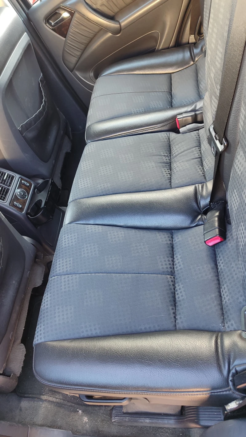 Mercedes-Benz ML 270  CDI, снимка 9 - Автомобили и джипове - 53111549