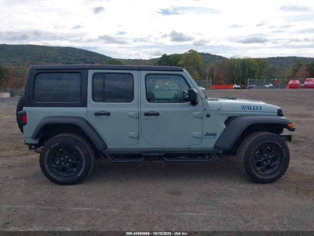 Jeep Wrangler 4XE 4X4 - изображение 7