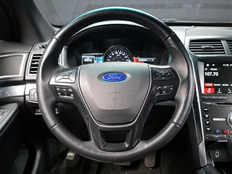 Ford Explorer 2.3 AWD, снимка 13 - Автомобили и джипове - 54351870