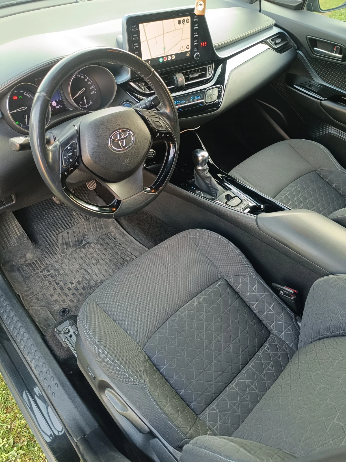 Toyota C-HR  - изображение 10