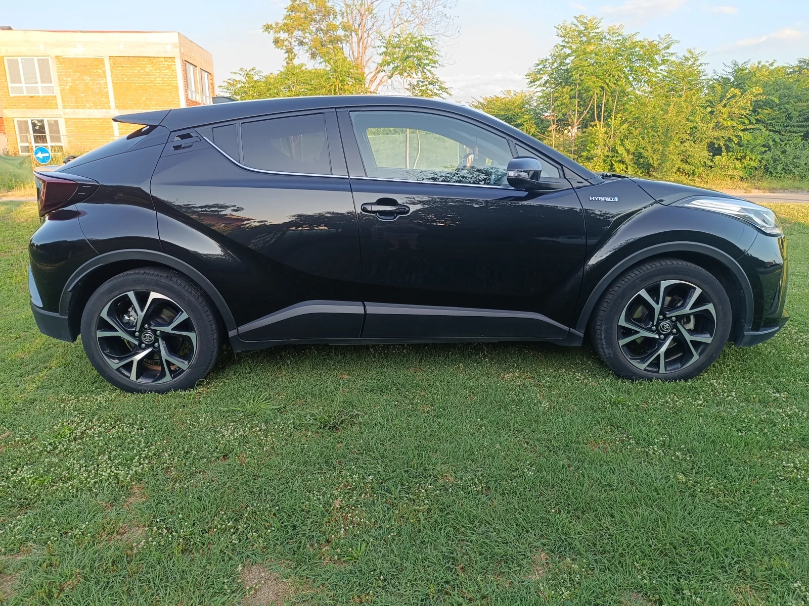 Toyota C-HR  - изображение 3