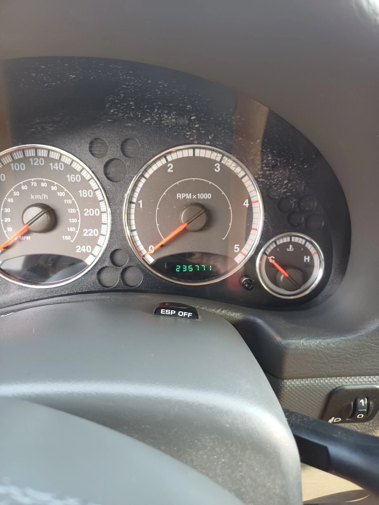 Jeep Cherokee  - изображение 6