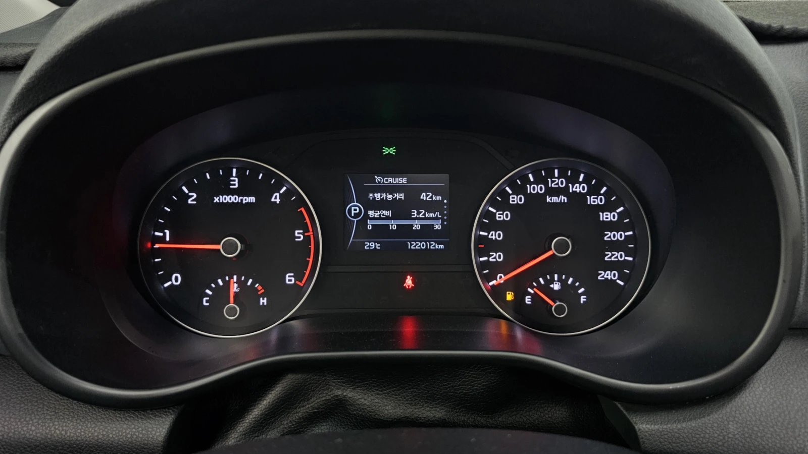 Kia Sportage 2.0 2WD NOBLESSE PLUS - изображение 8