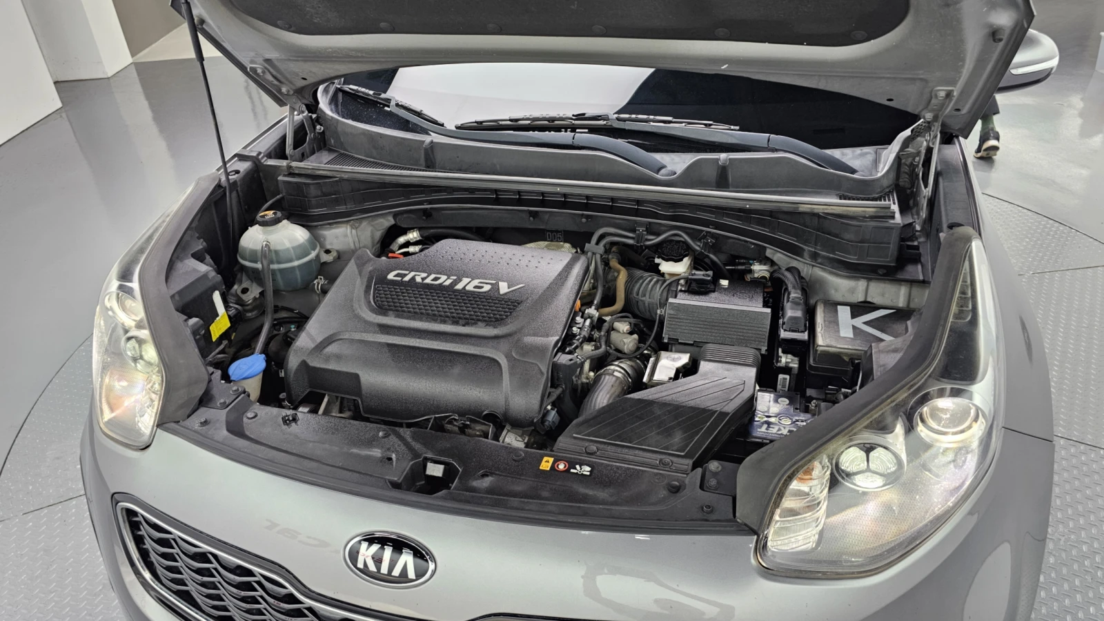 Kia Sportage 2.0 2WD NOBLESSE PLUS - изображение 6