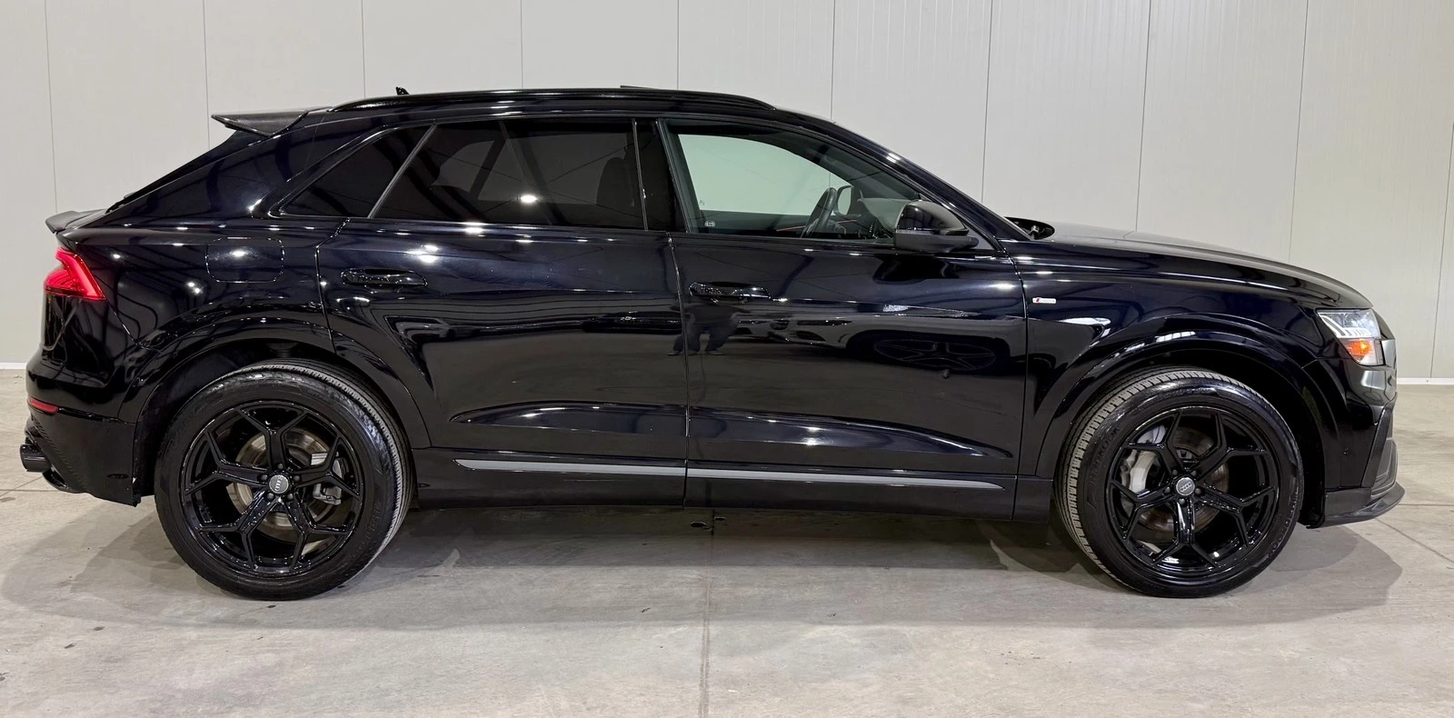 Audi Q8 55TFSI Technik Black Optic, снимка 6 - Автомобили и джипове - 54607777