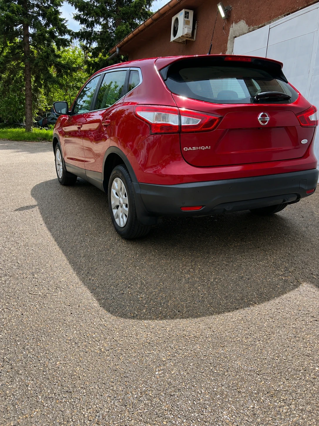 Nissan Qashqai 1.2 DIG-T, АВТОМАТИК, снимка 4 - Автомобили и джипове - 54611093