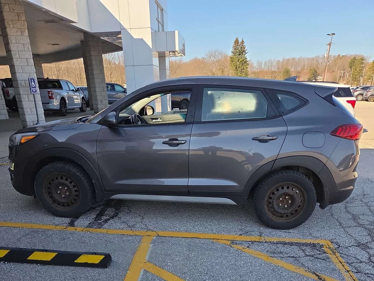Hyundai Tucson * Essential * CARFAX * БЕЗ ПЪРВОНАЧАЛНА ВНОСКА, снимка 2 - Автомобили и джипове - 54813962