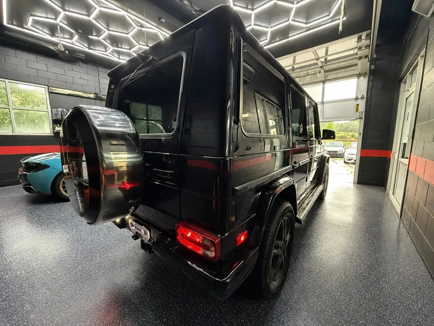 Mercedes-Benz G 500 * ПАНО* KEYLESS* Camera* ПОДГРЕВ* , снимка 6 - Автомобили и джипове - 55586938