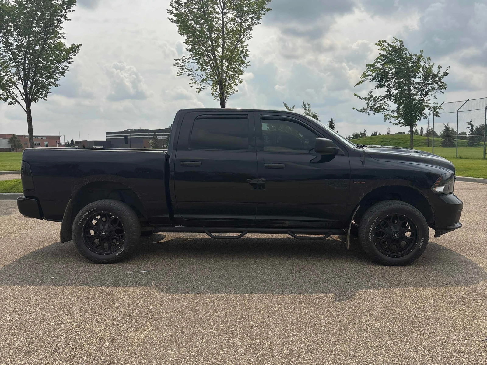 Dodge RAM 1500 * Express * CARFAX * БЕЗ ПЪРВОНАЧАЛНА ВНОСКА, снимка 3 - Автомобили и джипове - 55812420