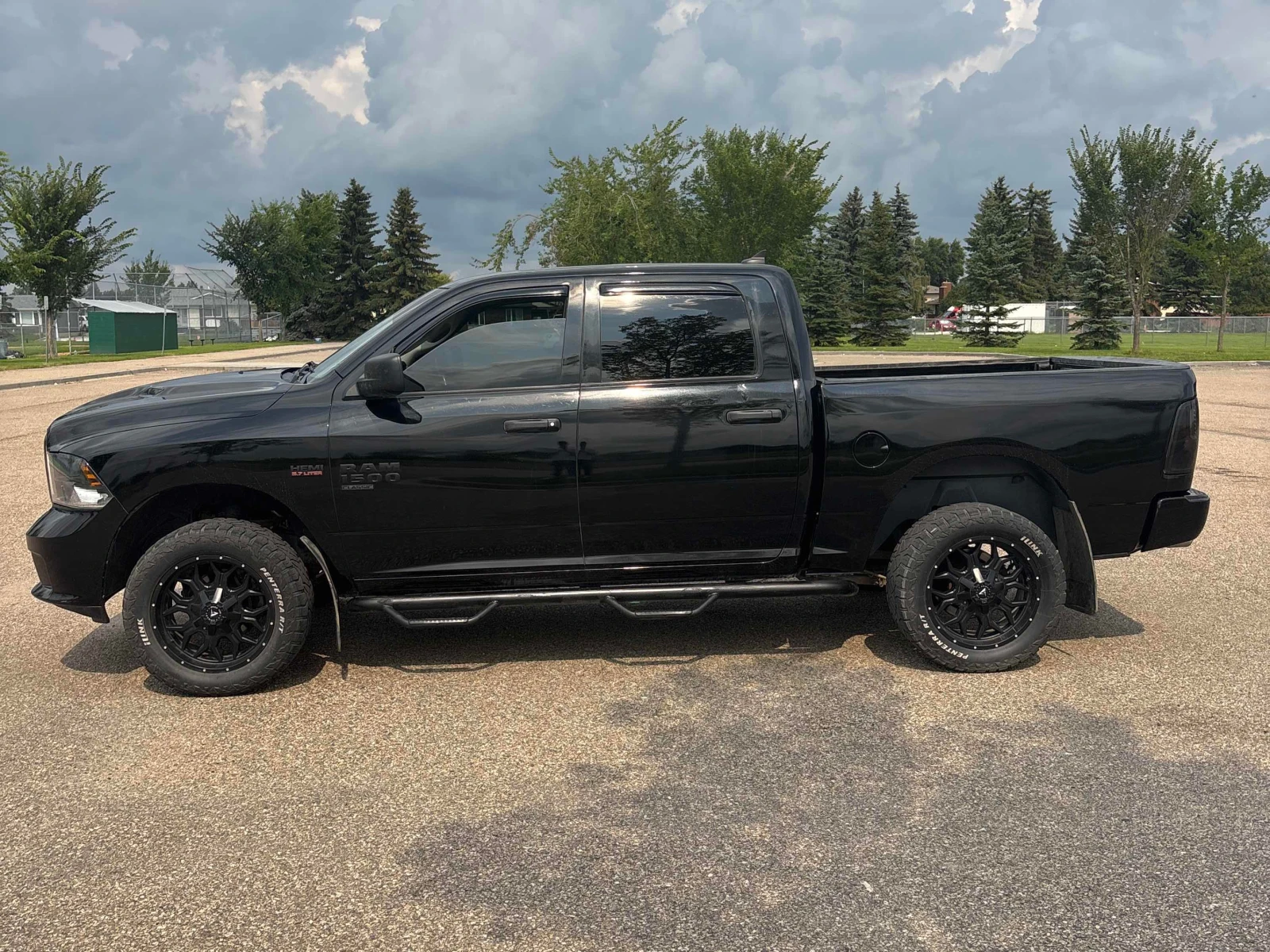 Dodge RAM 1500 * Express * CARFAX * БЕЗ ПЪРВОНАЧАЛНА ВНОСКА, снимка 2 - Автомобили и джипове - 55812420