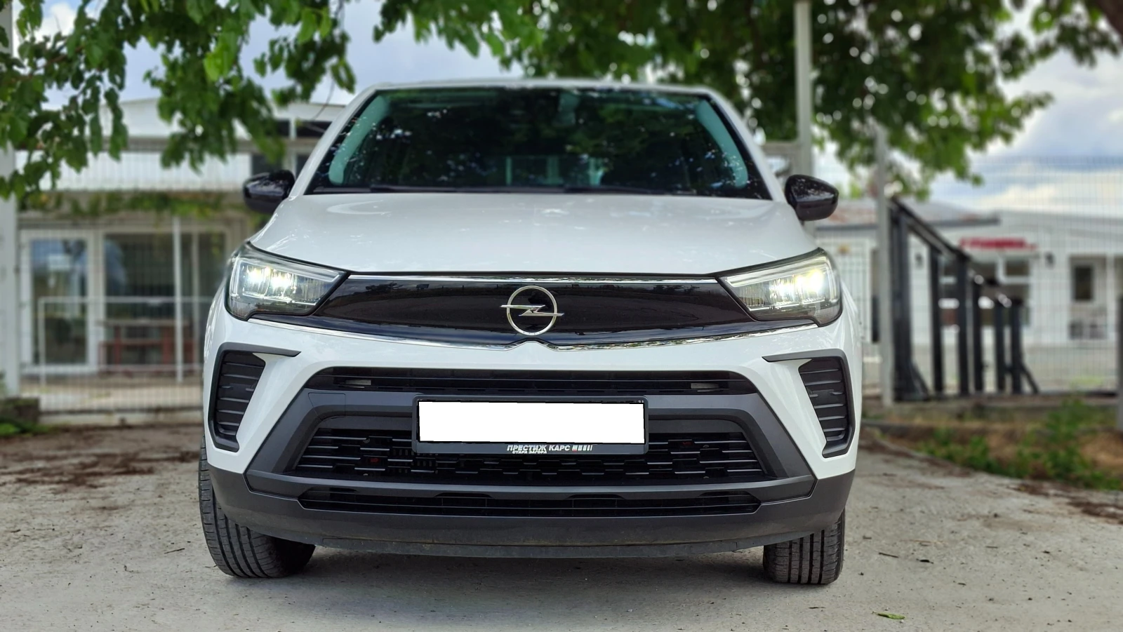 Opel Crossland X 1.2i 110k.c. Full LED, снимка 2 - Автомобили и джипове - 56663136