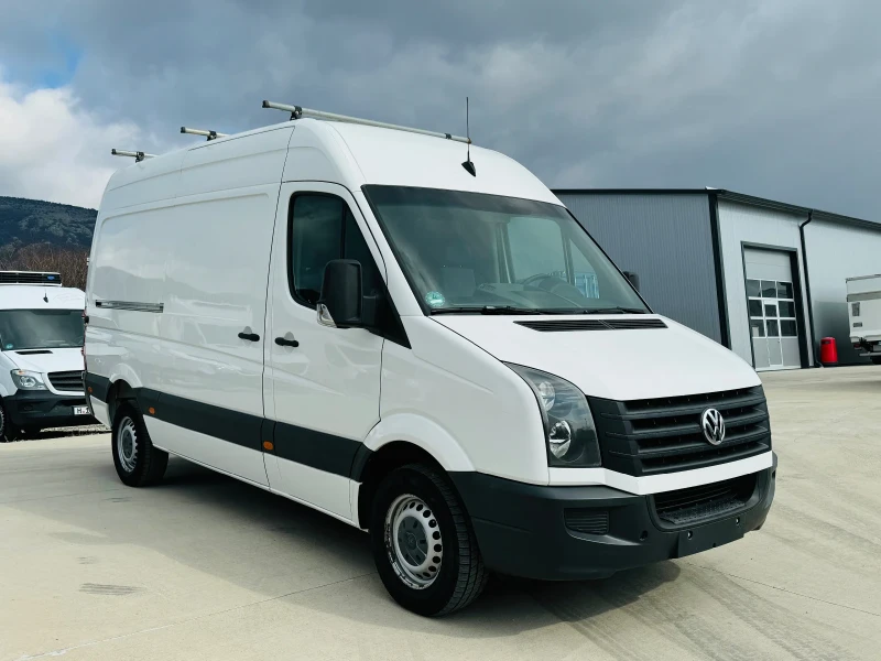 VW Crafter Немски!КАТО НОВ!ТОП!ТОП!ТОП!НАВИ!КЛИМАТР!, снимка 3 - Бусове и автобуси - 48978065