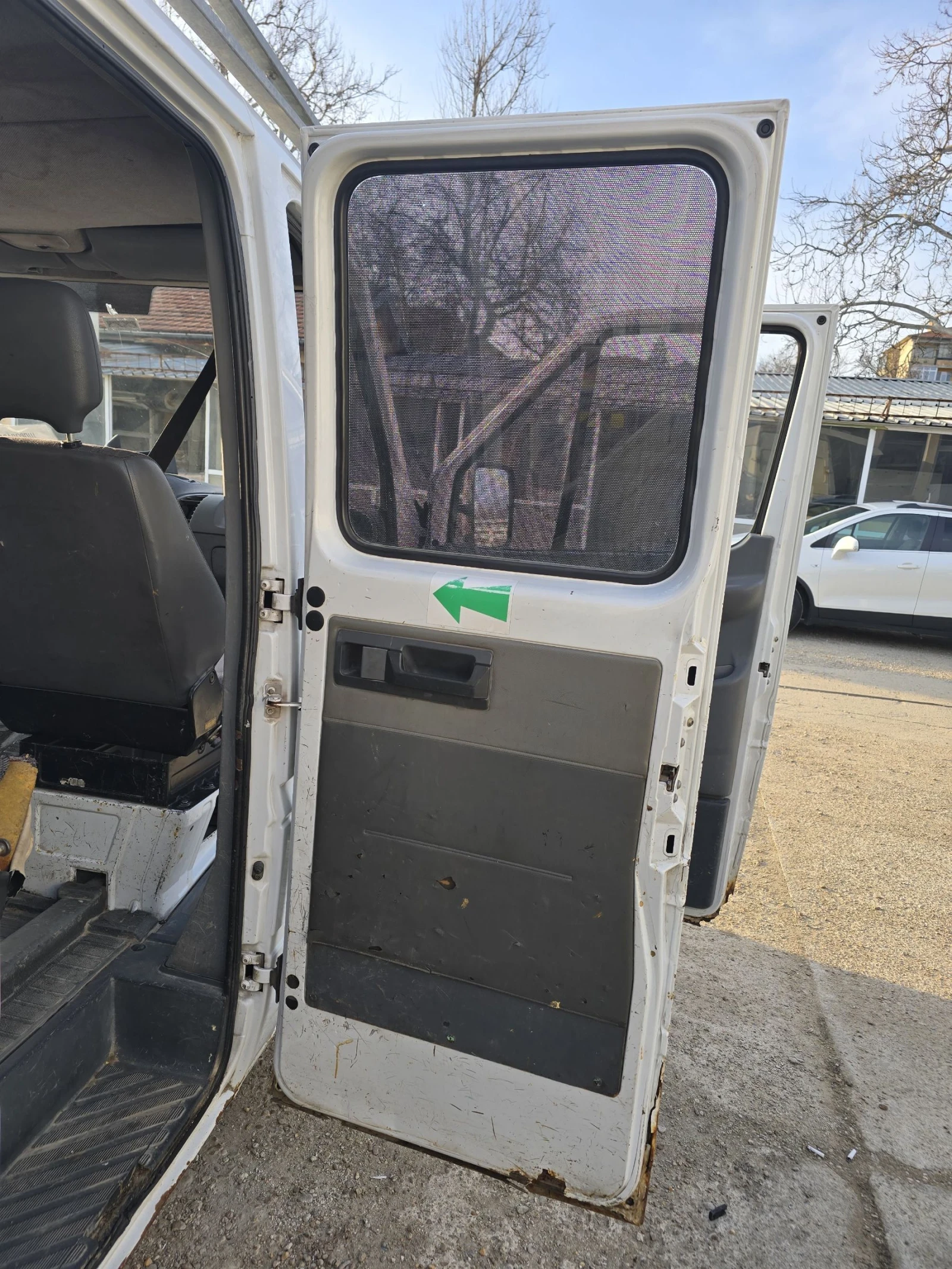 Mercedes-Benz 208, снимка 11 - Бусове и автобуси - 53781989