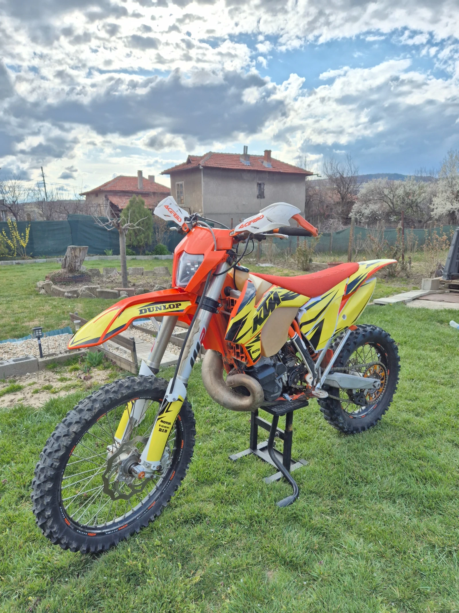Ktm 300