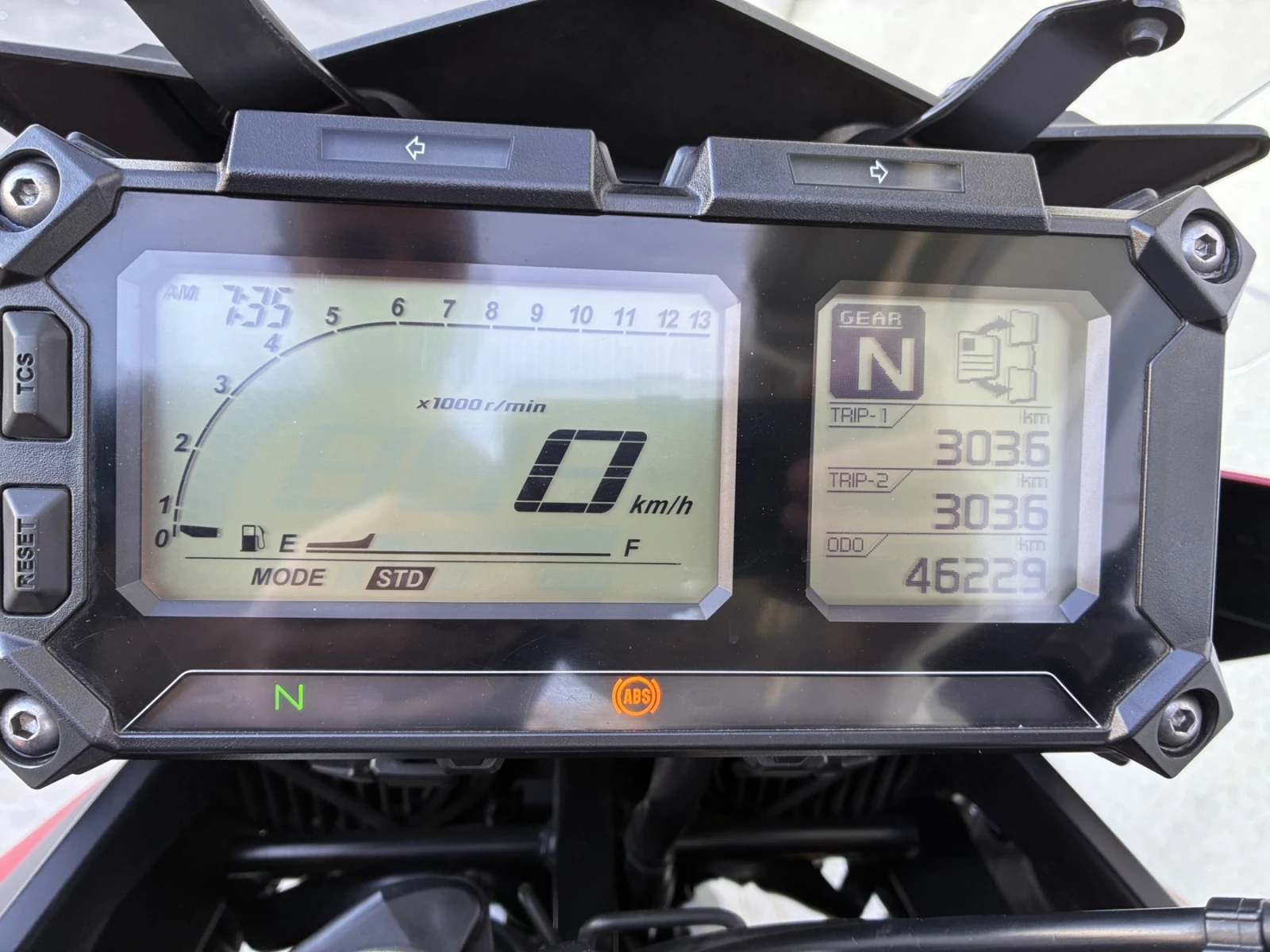 Yamaha Mt-09 Tracer-ABS!, снимка 13 - Мотоциклети и мототехника - 56370208