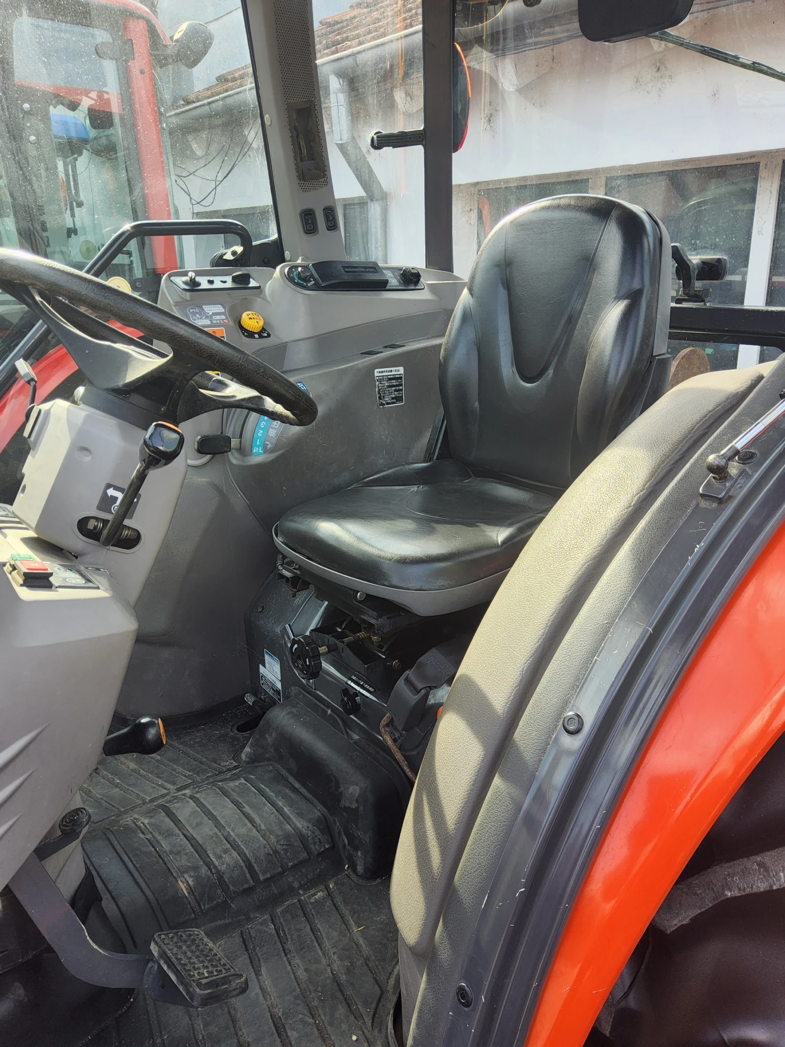 Трактор Kubota KL3950 - изображение 7