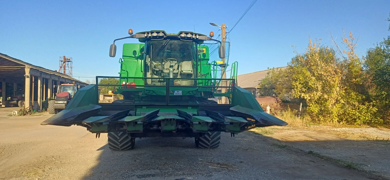 Комбайн John Deere W650 + 3бр. хедери, снимка 2 - Селскостопанска техника - 56211374