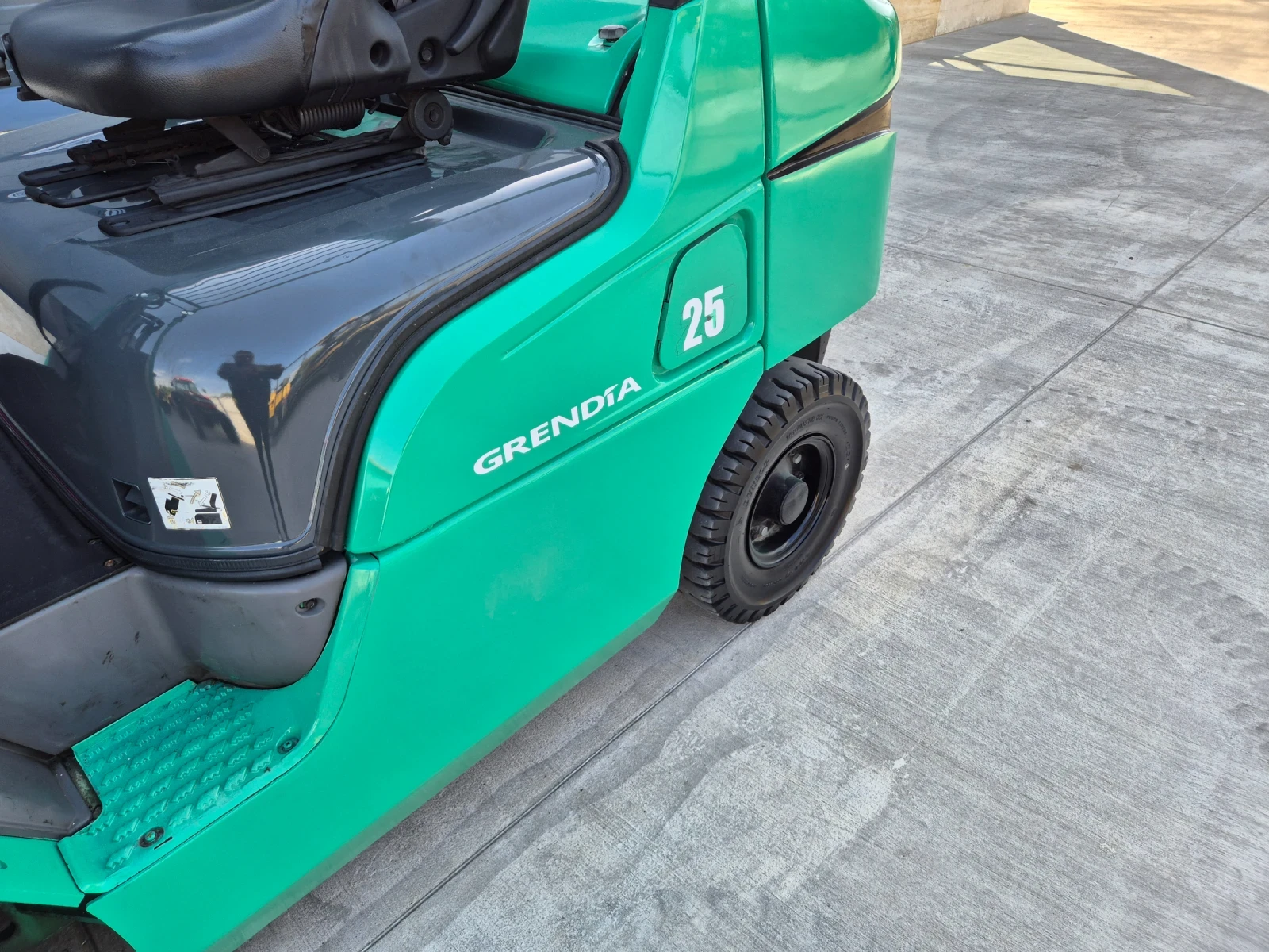  Mitsubishi 2.5  /   ! | Mobile.bg   9