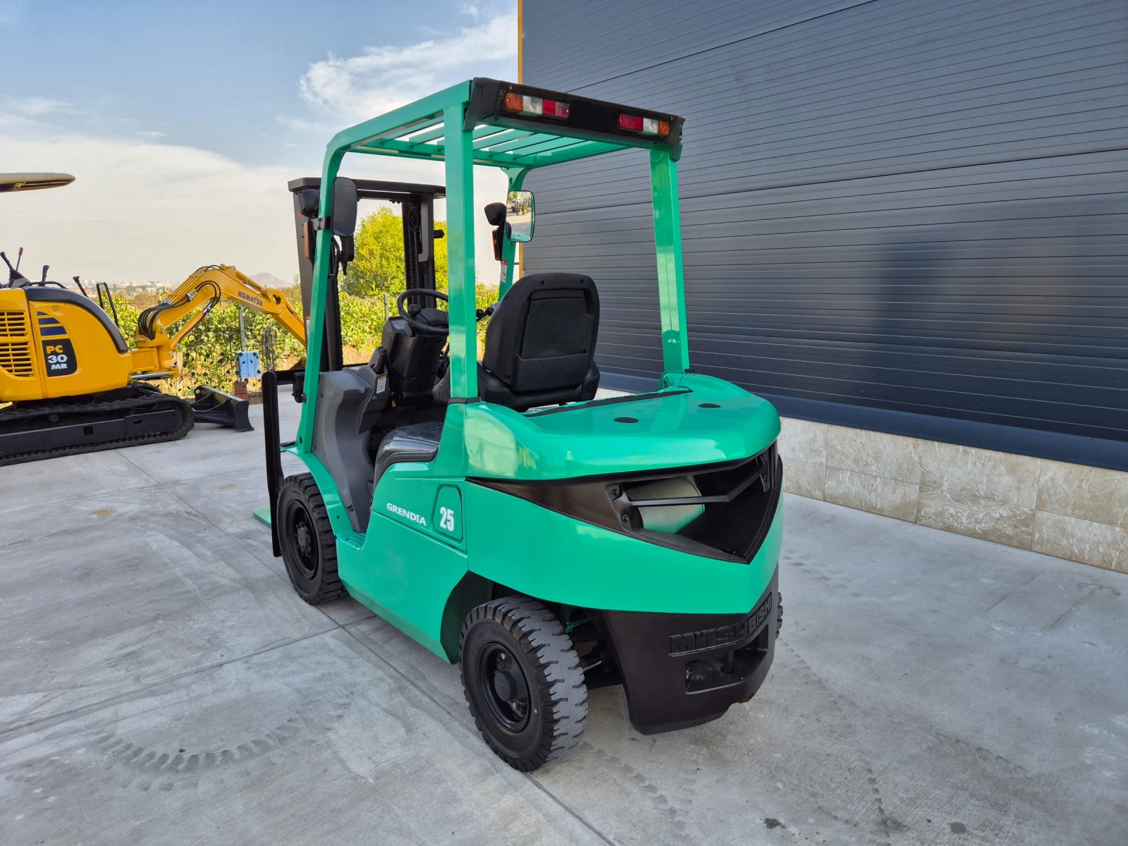  Mitsubishi 2.5  /   ! | Mobile.bg   3