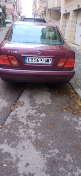 Mercedes-Benz E 230, снимка 7