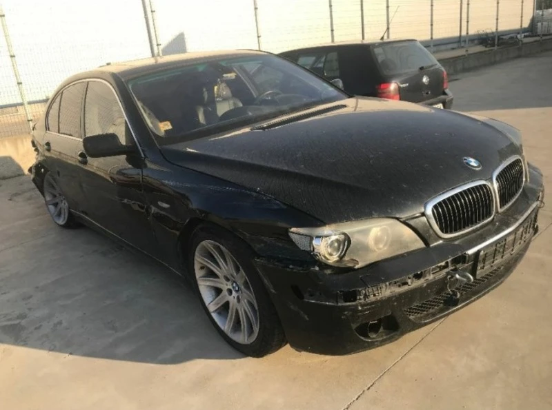 BMW 730 3.0d Facelift, снимка 1 - Автомобили и джипове - 47310017