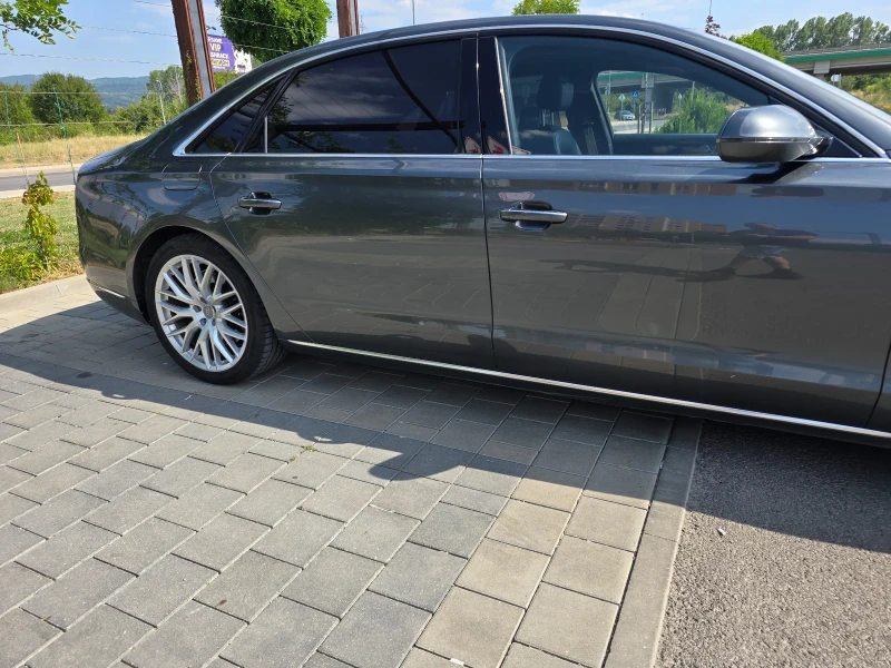 Audi A8 4.2 TDI Long 3х TV 360 camera PANO BANG OLUFSEN, снимка 6 - Автомобили и джипове - 52543035