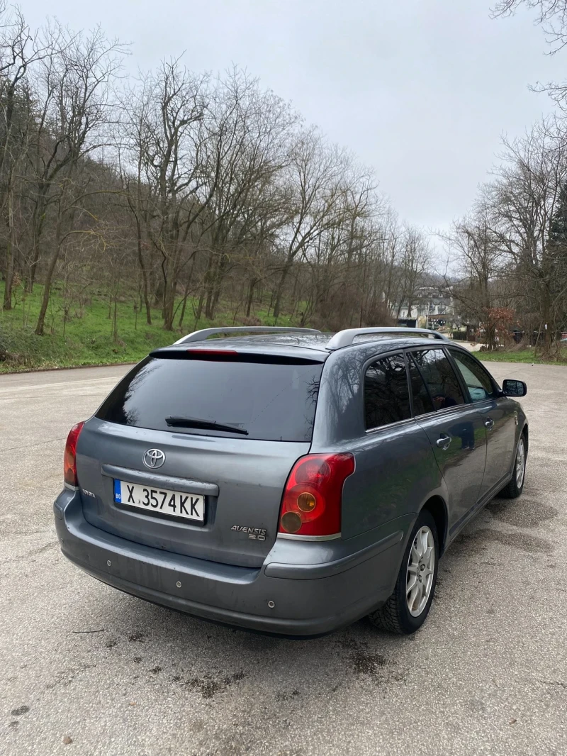 Toyota Avensis, снимка 3 - Автомобили и джипове - 53209769