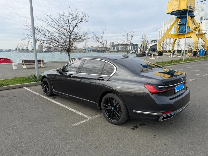 BMW 745 Le xDrive M Sportpaket 3xTV/H&K/Massage/Laser, снимка 4 - Автомобили и джипове - 53225543