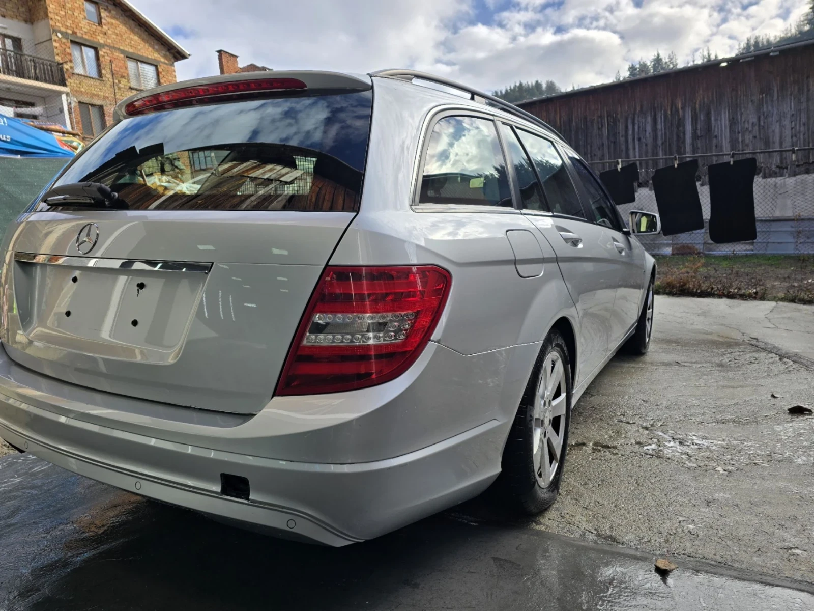 Mercedes-Benz C 200 CDI - изображение 4