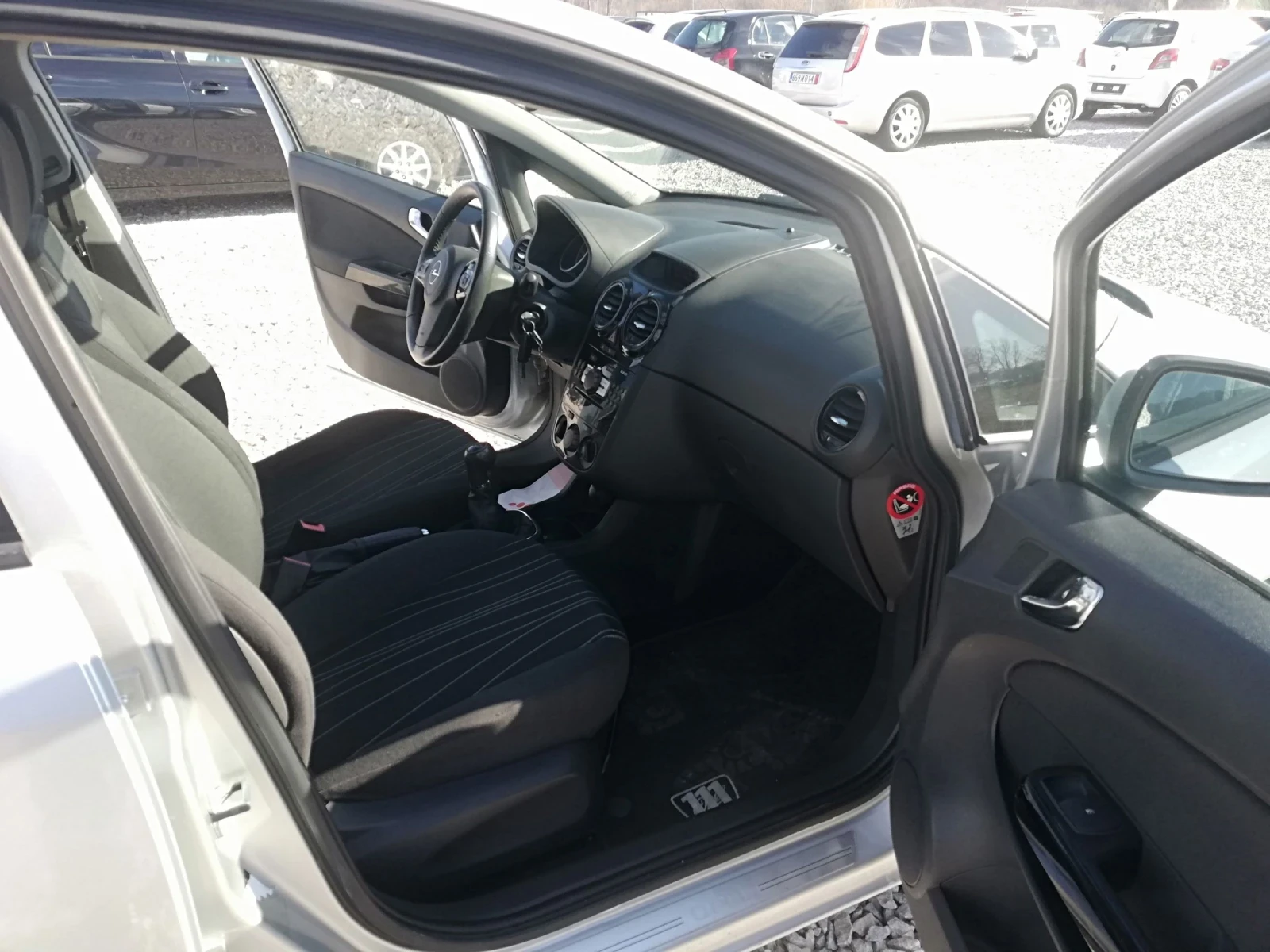 Opel Corsa 1.3m-jet 75 | Mobile.bg   14