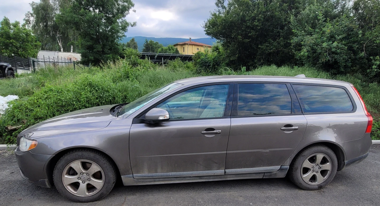 Volvo V70  - изображение 2