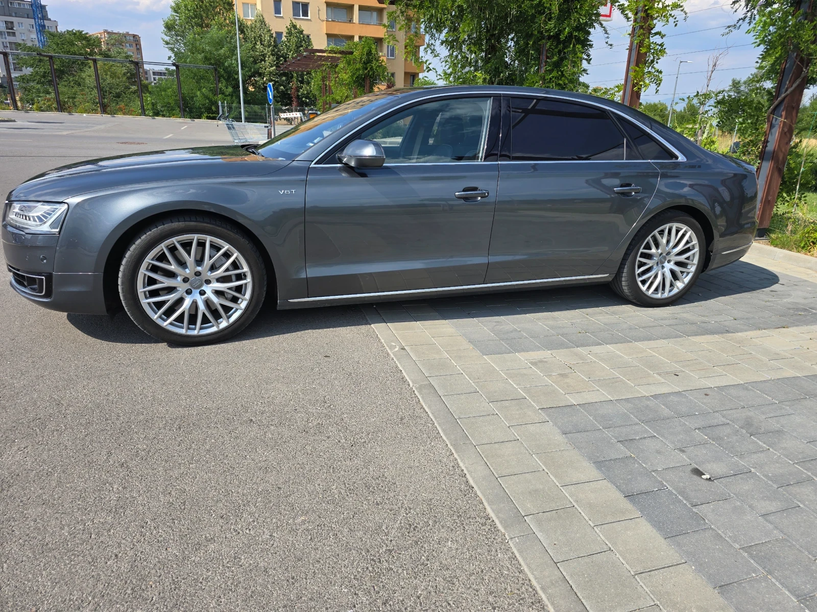 Audi A8 4.2 TDI Long 3х TV 360 camera PANO BANG OLUFSEN - изображение 5