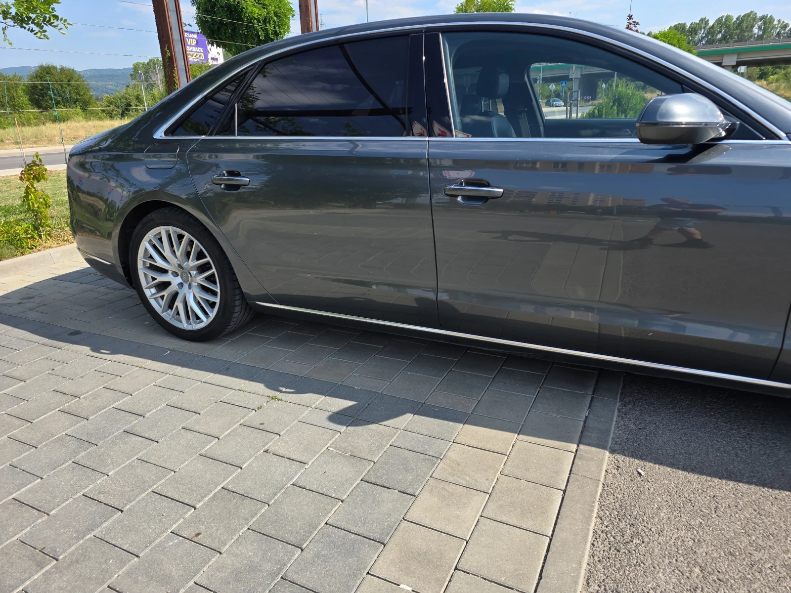 Audi A8 4.2 TDI Long 3х TV 360 camera PANO BANG OLUFSEN - изображение 6