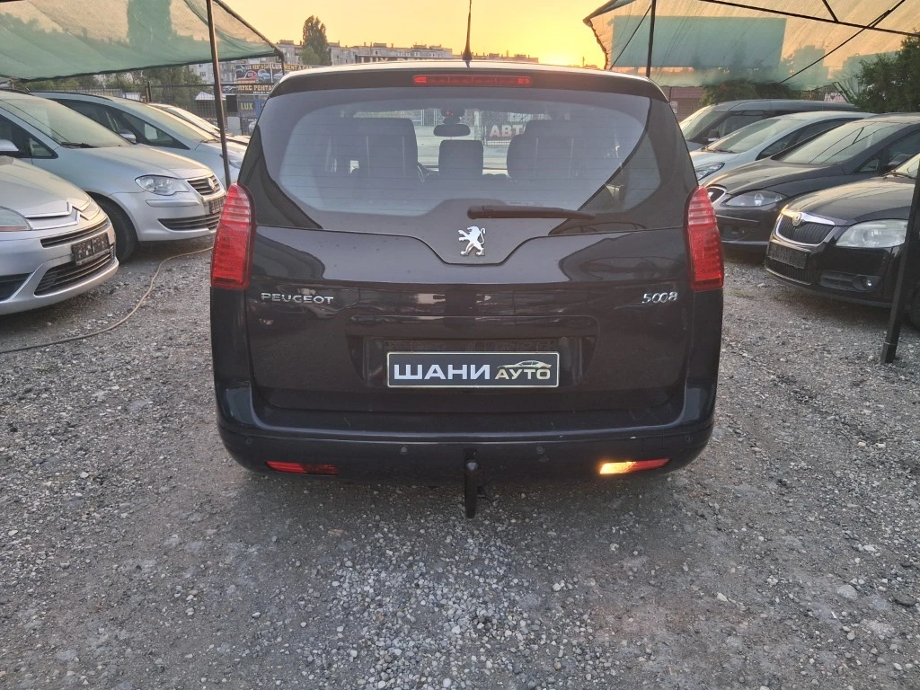 Peugeot 5008 АВТОМАТИК / 7 МЕСТНА - изображение 5