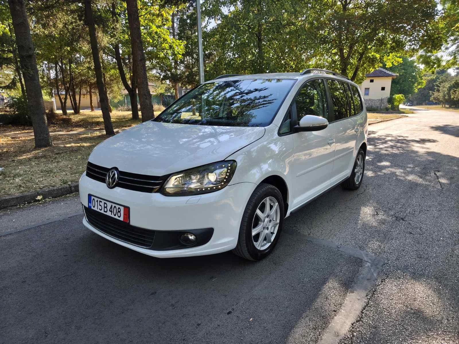 VW Touran 2015г, LED, Ксенон, камера за задно, навигация 