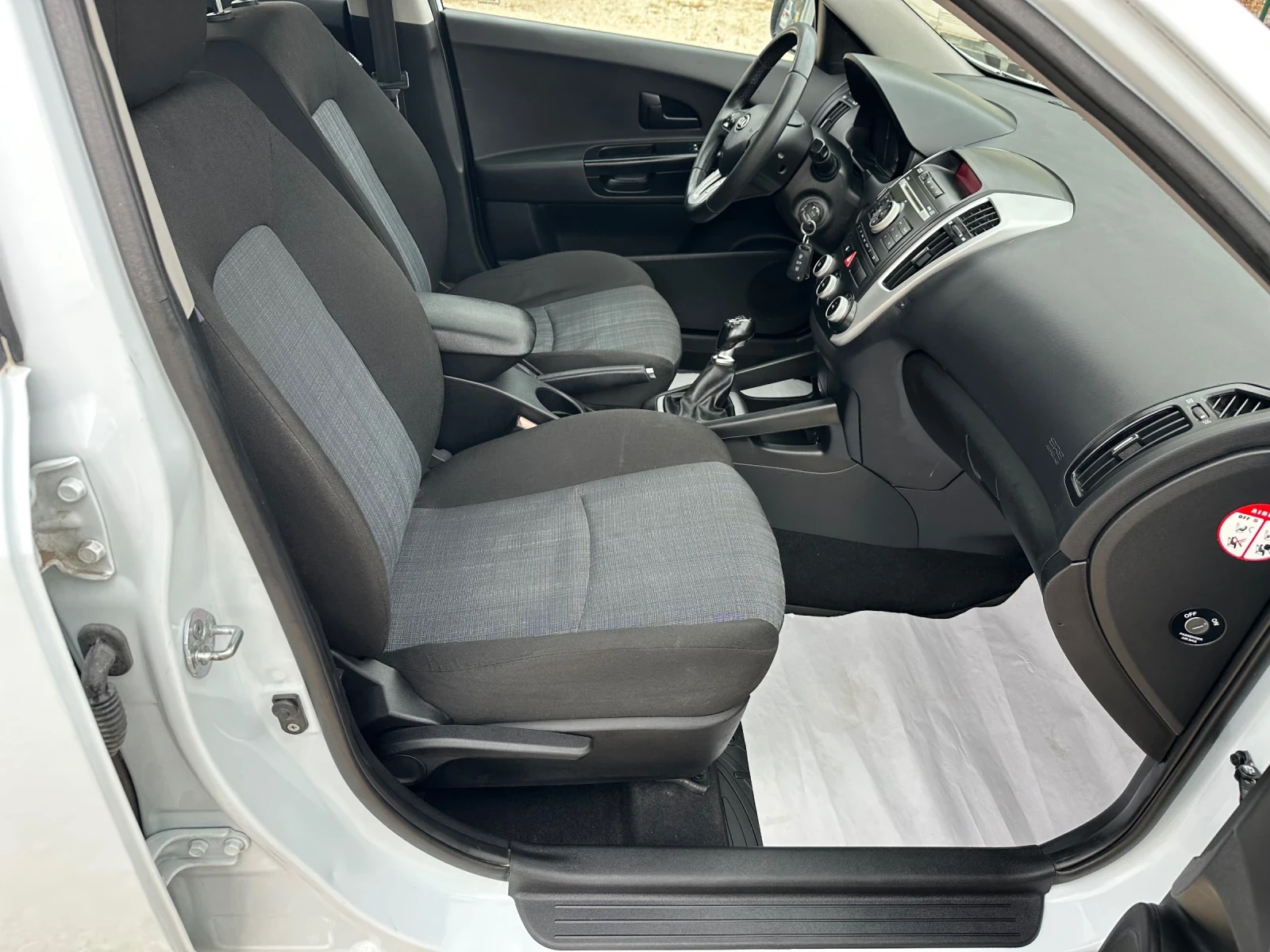 Kia Ceed 1.6/FACELIFT//2011//6//EURO5B | Mobile.bg   12