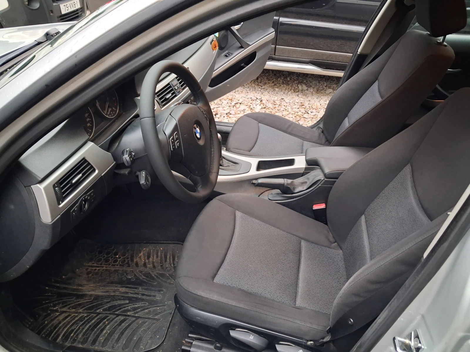 BMW 320 2.0d/163кс/Аvtomat - изображение 10