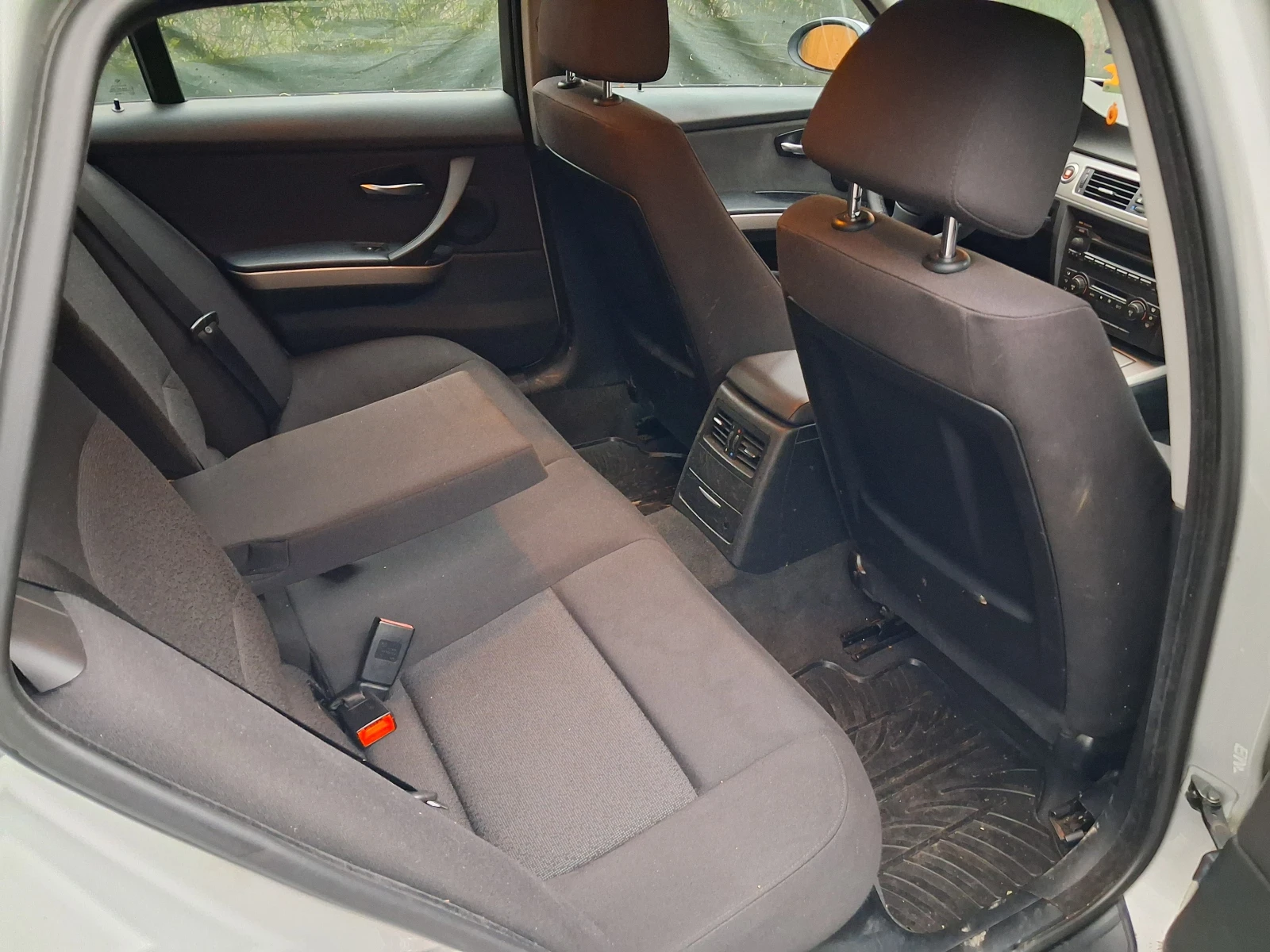 BMW 320 2.0d/163кс/Аvtomat - изображение 7