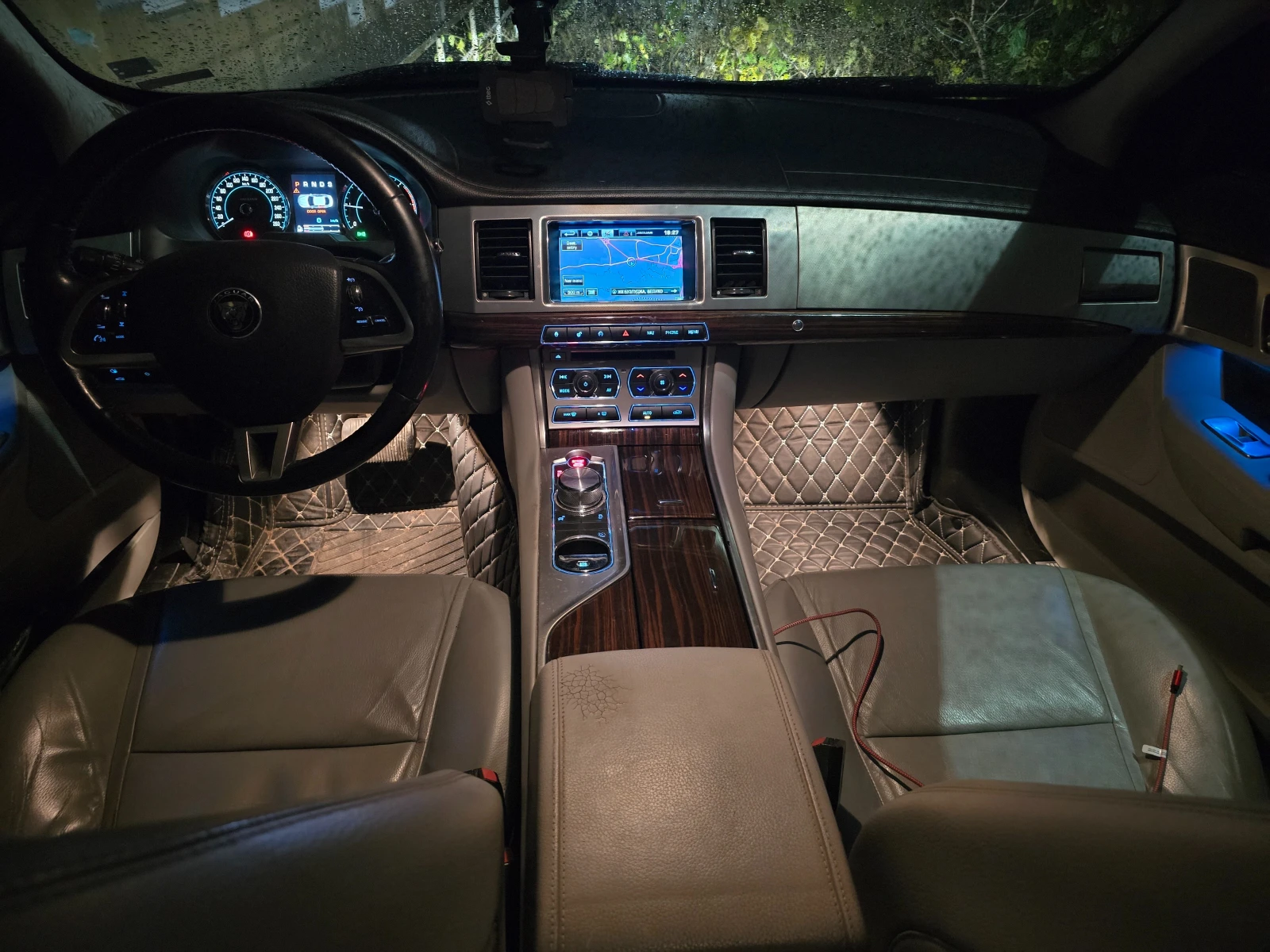 Jaguar Xf 2.2D | Mobile.bg � ����������� 17