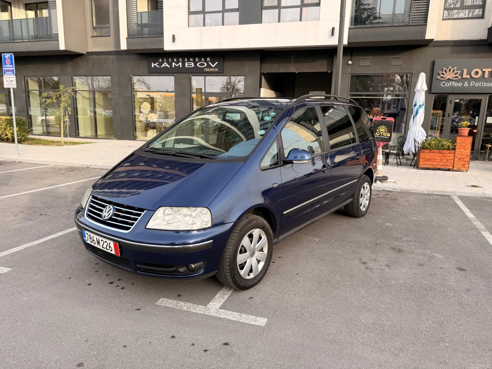 VW Sharan 2.0 tdi  Facelift   | Mobile.bg   1