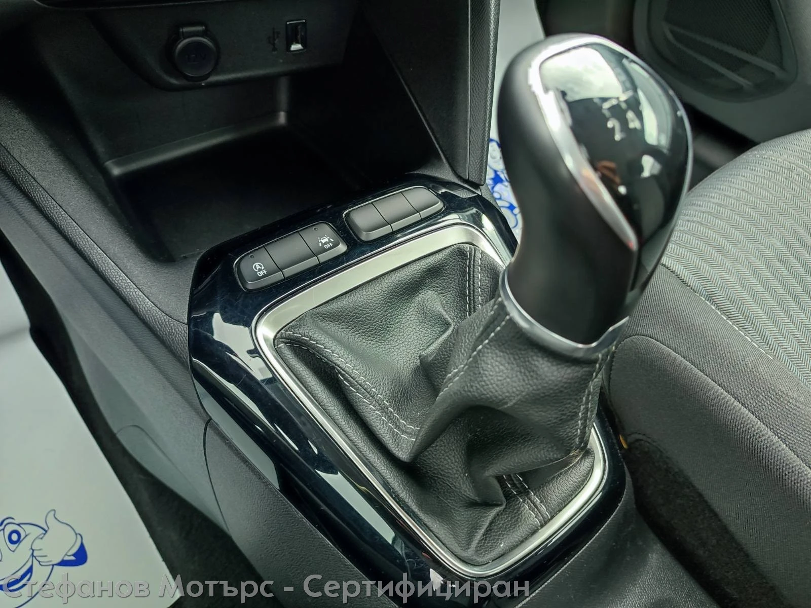 Opel Corsa Edition 1.2 (75hp) MT5, снимка 14 - Автомобили и джипове - 53817325