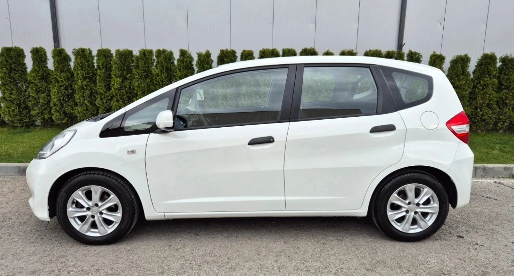 Honda Jazz 1.2, снимка 2 - Автомобили и джипове - 54061953