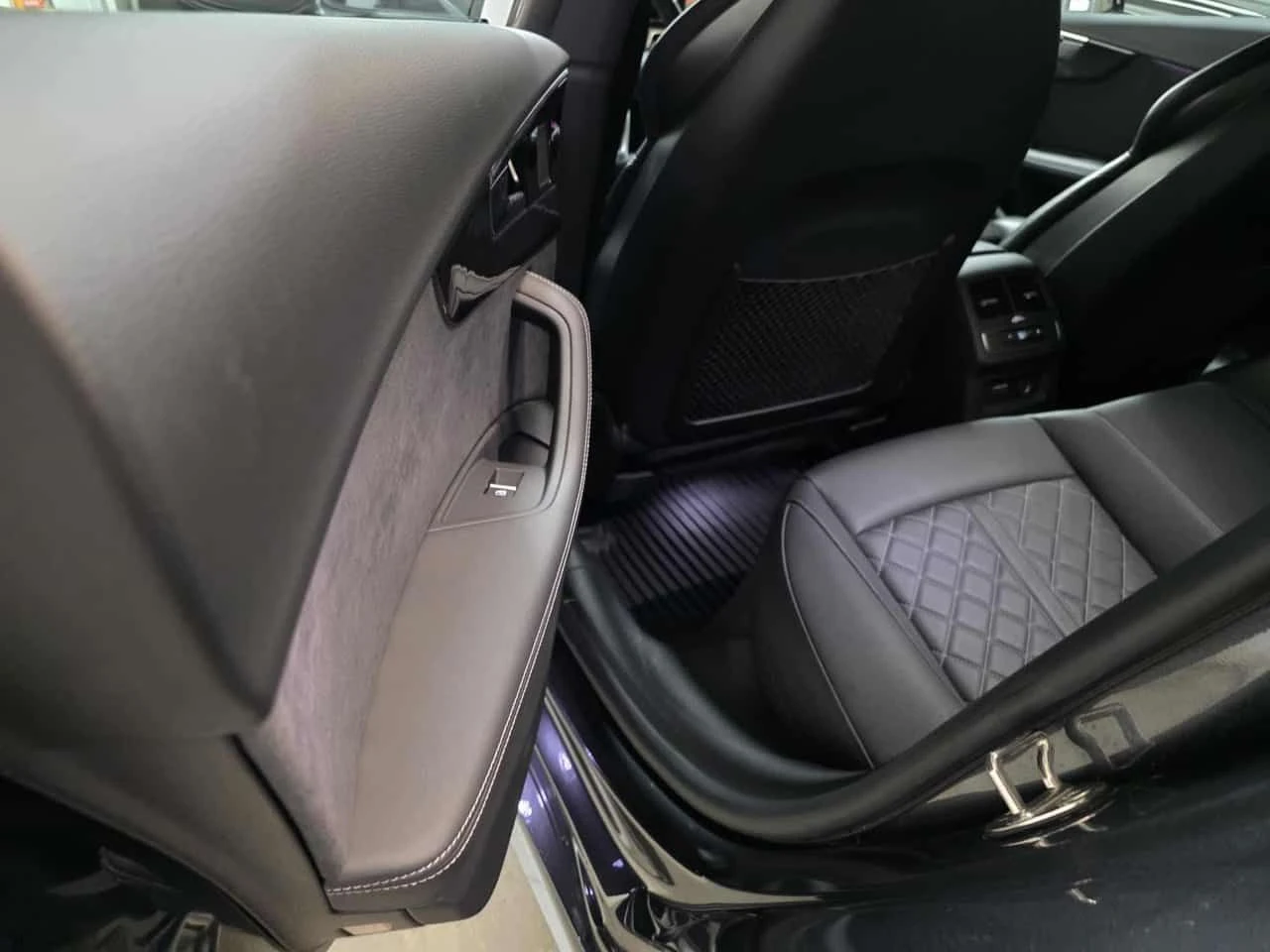Audi S5 Technik/FULL/МАСАЖИ/360/ПАНОРАМА/ДИСТРОНИК, снимка 9 - Автомобили и джипове - 54461345