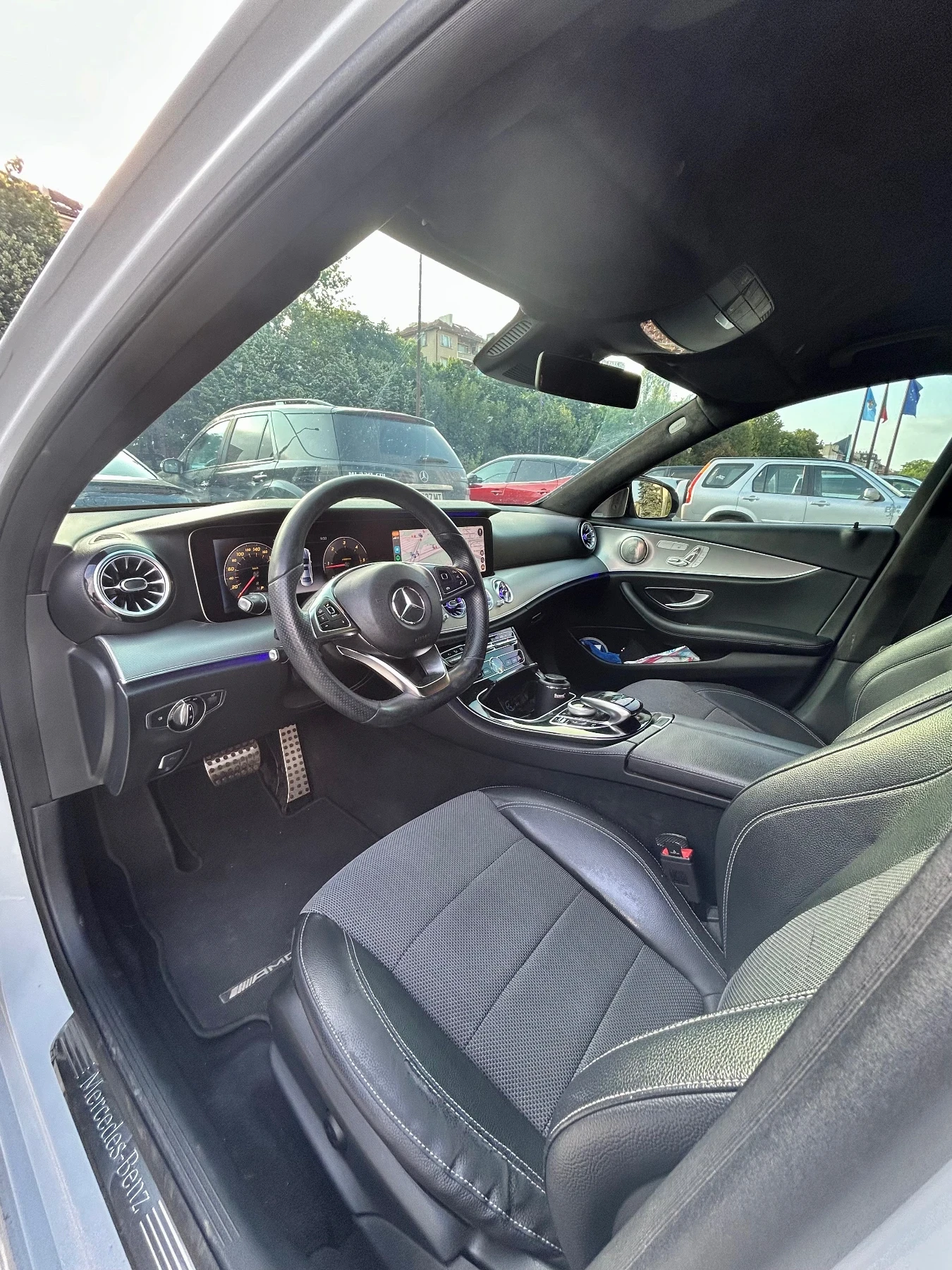Mercedes-Benz E 220 W213, снимка 11 - Автомобили и джипове - 54541488